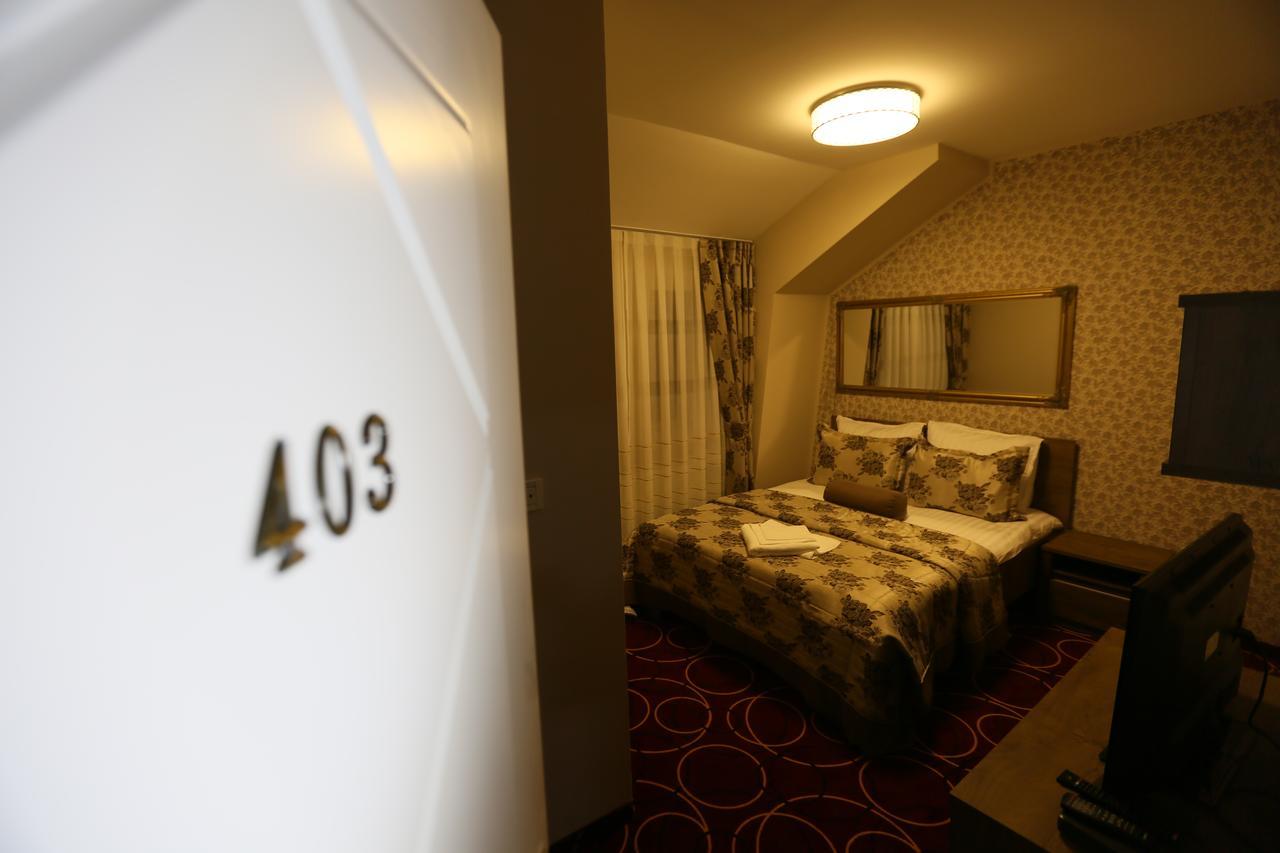 Hotel Pejton Pristina Kültér fotó