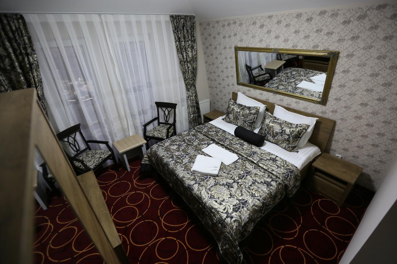 Hotel Pejton Pristina Kültér fotó